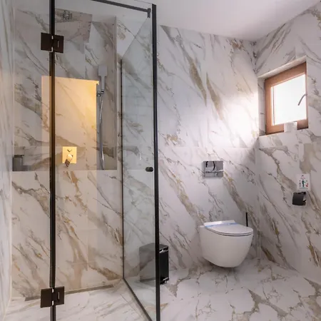 гора Apartman Saján